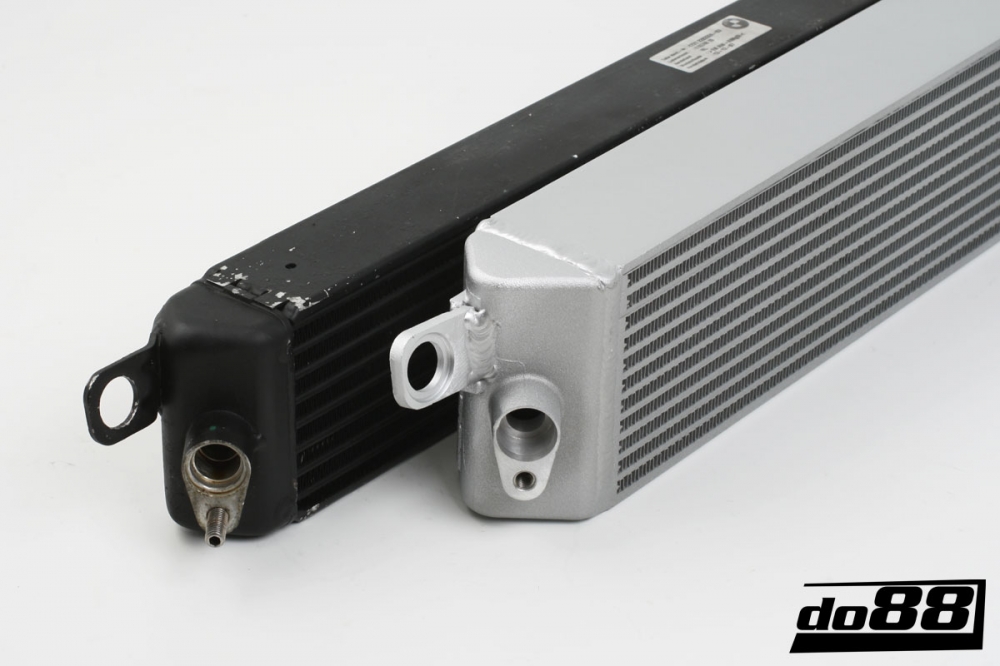 BMW M3 E90 Motoroljekylare Racing BMW Oil Coolers Model ada