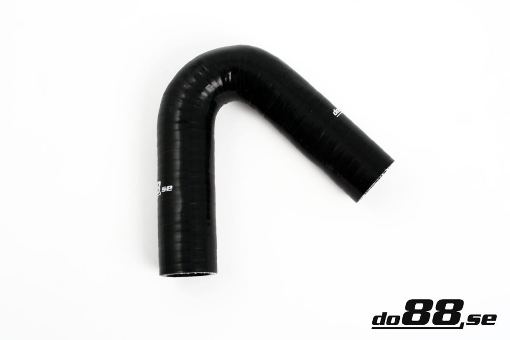 Silicone Hose Black 135 degree 0,875\'\' (22mm) in the group Silicone hose / hoses / Silicone hose Black / Elbows / 135 degree at do88 AB (SB135G22)