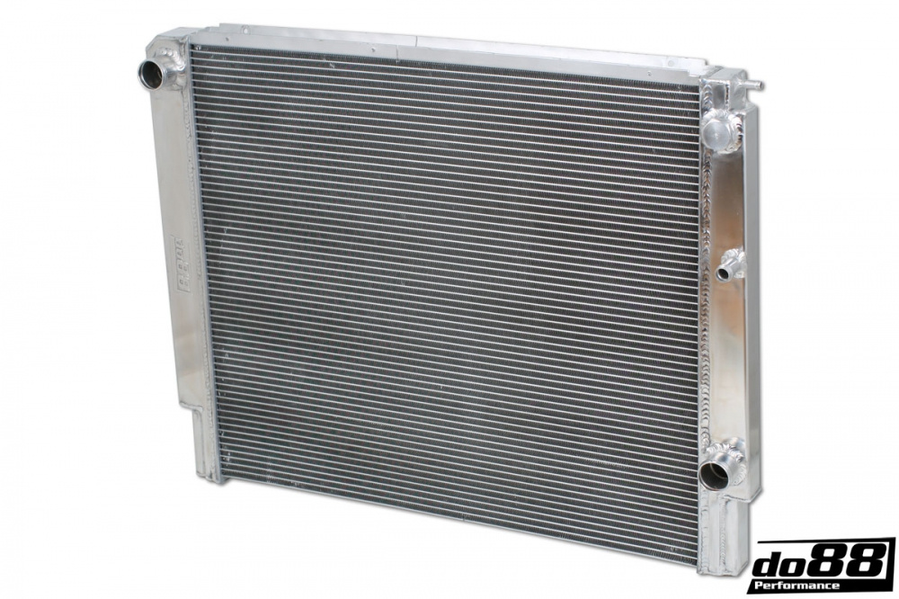 Volvo 740 940 960 Manual 92-98 Radiator in the group By vehicle / Volvo / 740 940, (1985-1998) / 740 1992, 940 All with AC at do88 AB (WC-240)