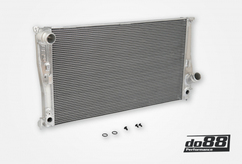 BMW 135i 335i 35i N54 N55 Automatic 2007-2013 (E9X E82 E89) Radiator in the group By vehicle / BMW / E90 at do88 AB (WC-370)