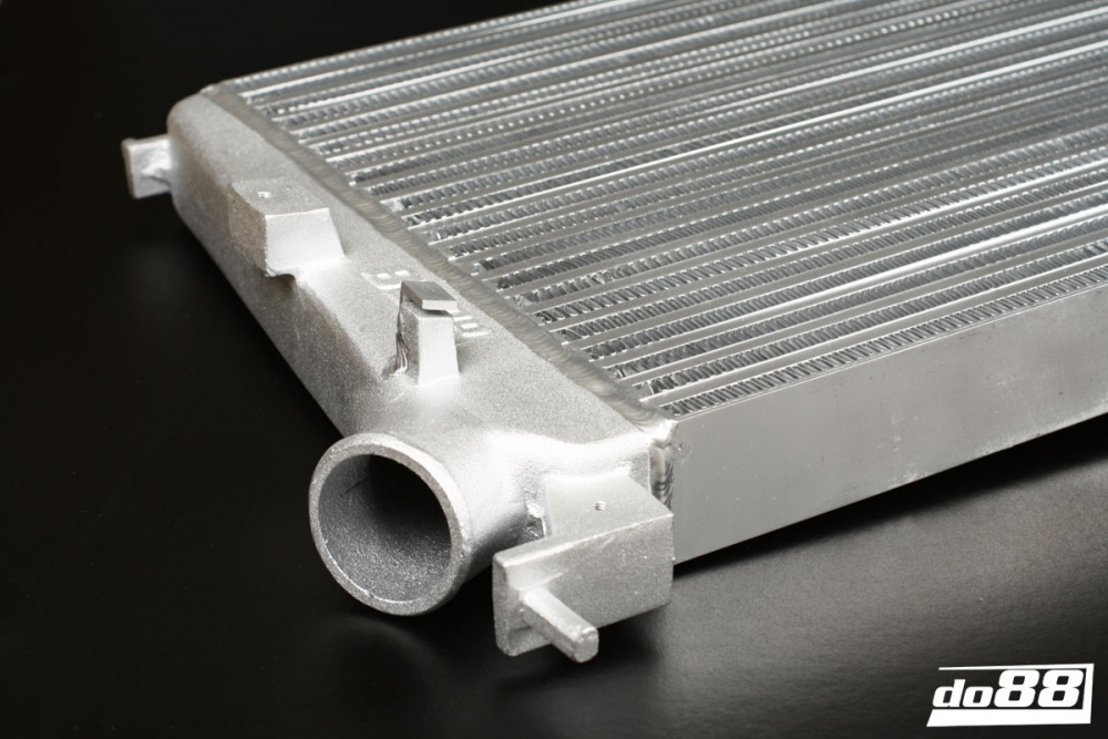 SAAB 9-5 98-10 Intercooler SAAB 9-5 98-10 Intercooler