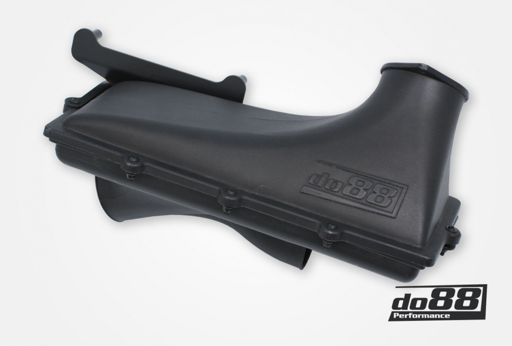 Volvo C30/C70/S40/V50 T5 Turbo 2004-13 Intake system in the group By vehicle / Volvo / C30 C70 S40 V50, P1 (2004-2013) at do88 AB (LF-130-V50)