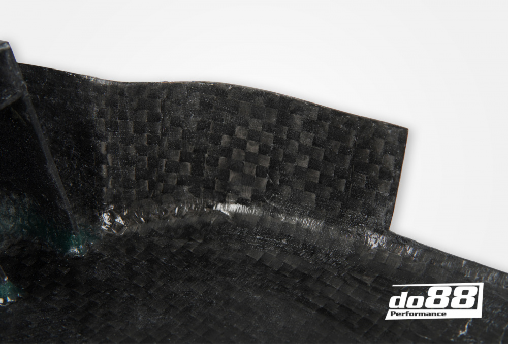 VW Golf MK7 GTI / R Motorkåpa Kolfiber