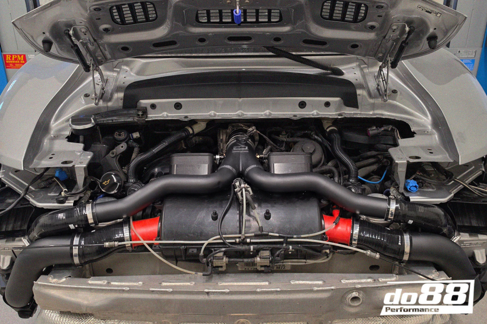 Porsche 911 Carrera (991.2) Y-Rör