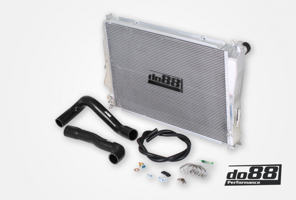 BMW M3 E46 Radiator Aluminum in the group By vehicle / BMW / E46, S54 M52 M54 (M3 & 3-Series) at do88 AB (WC-310-Br)