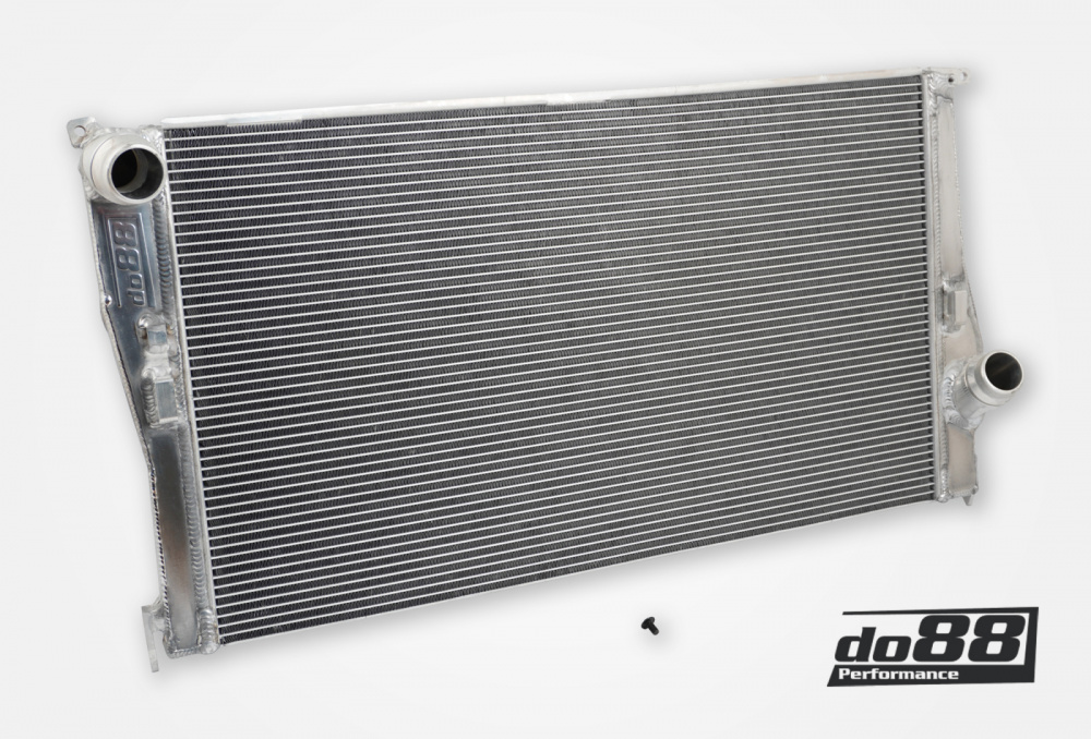 BMW 135i 335i 35i N54 N55 Manuell 2007-2013 (E9X E82 E89) Radiator/Vannkjøler i gruppen Modell tilpasset / BMW / E90 E82, N54 N52 N53 (1 & 3-Serie) hos do88 AB (WC-390)