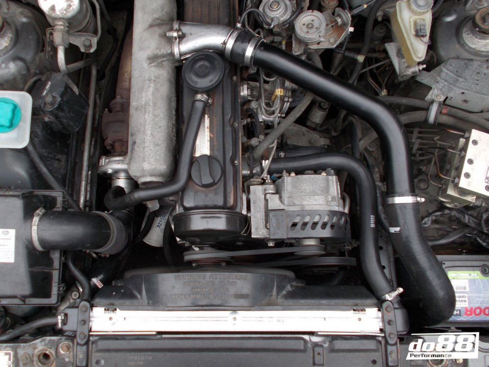 Volvo 740 760 780 940 960 D24 TIC Tryckslangar Svart Volvo 740 760 780 940 960 D24 TIC Tryckslangar Svart